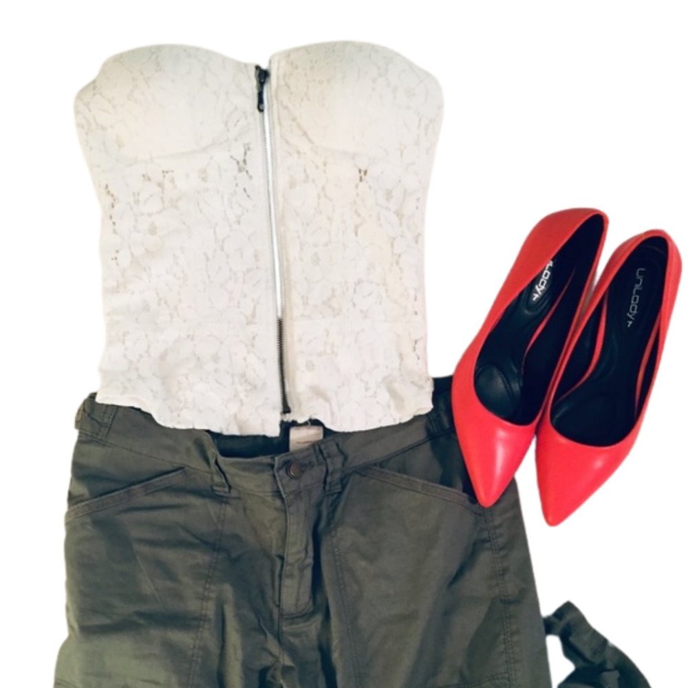 Y2K White Lace Bustier